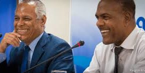 Réunion des élus des Outre-mer à l'Élysée : Lurel Lache Letchimy