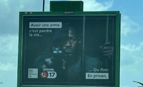 ⚫️ est le ❤️ de 🎯 ?